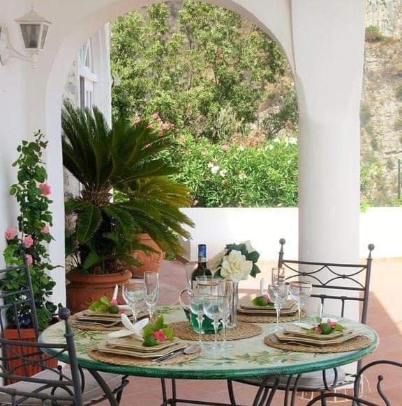 Villa Poesia Praiano Exterior foto